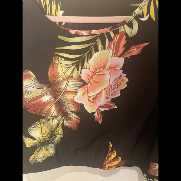 Shein Two Piece, top and skirt - Picture 2 of 7